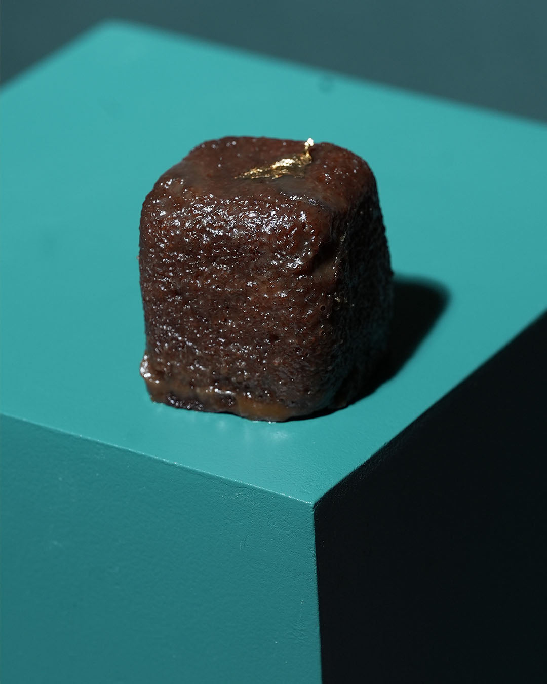 Sticky Toffee Karak Cakes - كيكات الكرك والتمر