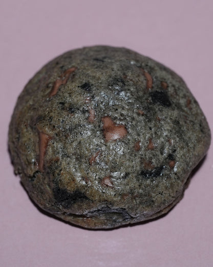 Black Sesame Milk Chocolate - سمسم أسود وكاكاو بالحليب